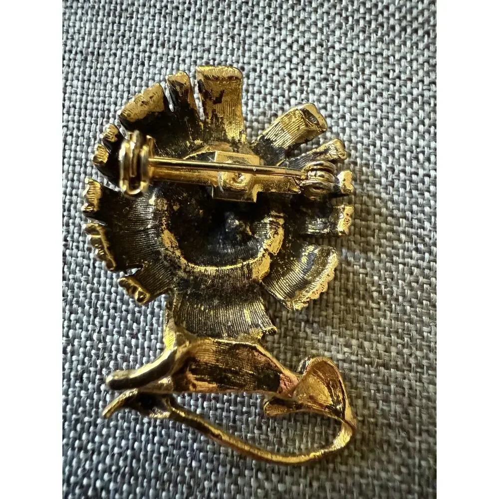 Lion Brooch Gold Tone Red Rhinestone Eyes Figural Animal Vintage Pin Art To Wear